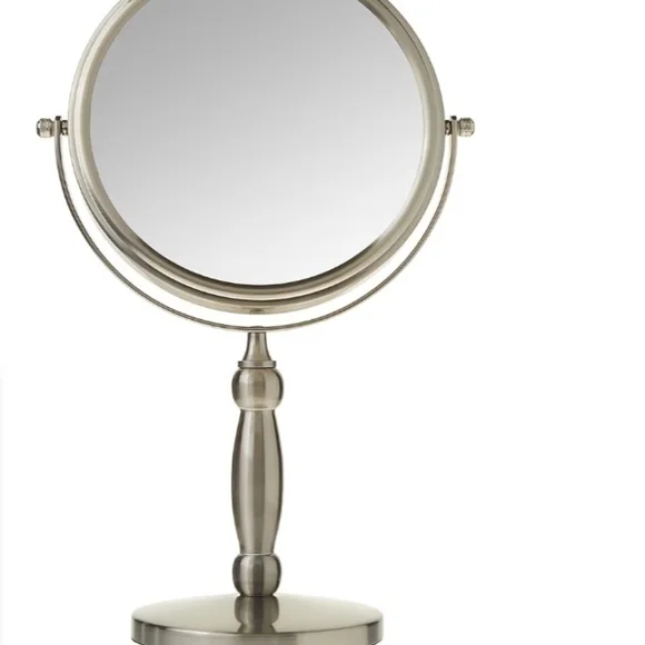 Flou 15Xtra Strong Supervision Makeup Mirror - Silver - Picture 2 of 3